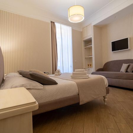 Florita Napoli Hotel Bagian luar foto