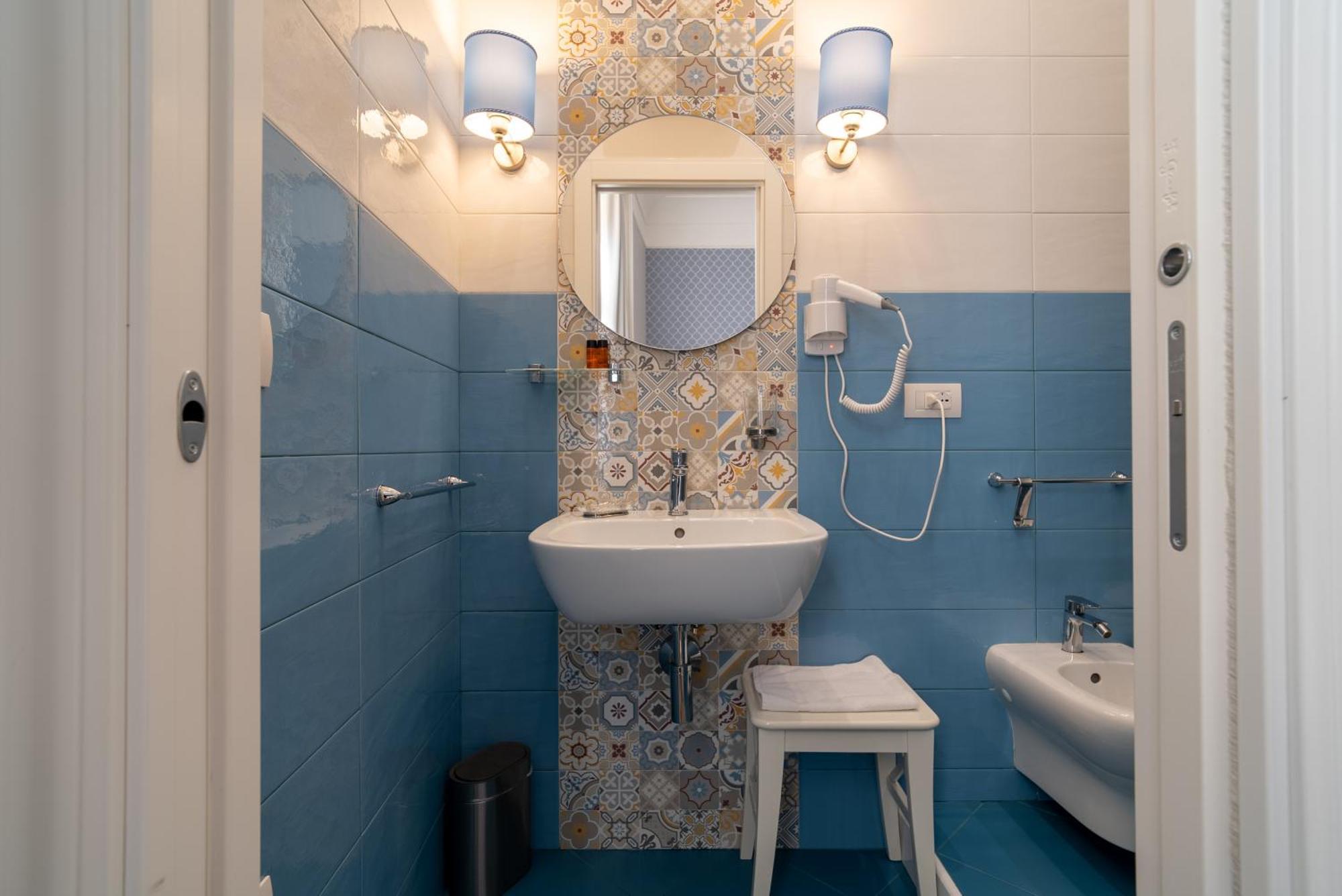 Florita Napoli Hotel Bagian luar foto